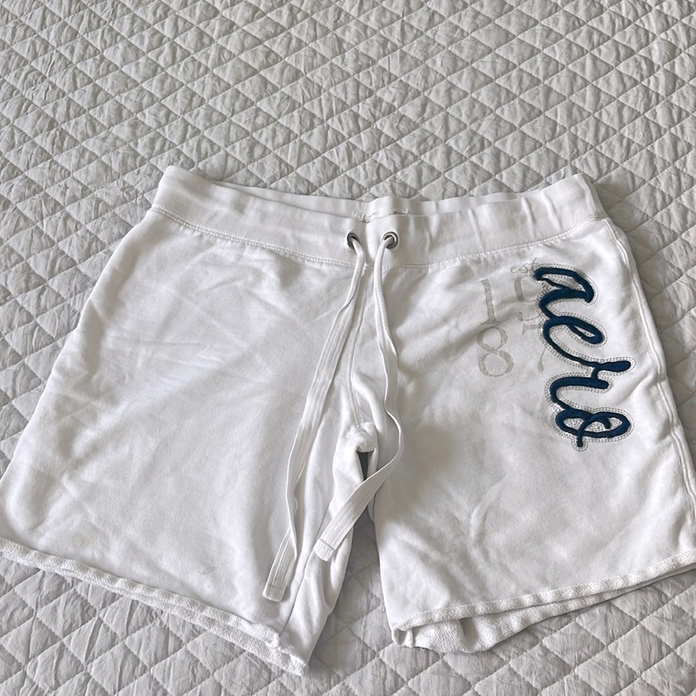 Aeropostale vintage large white shorts
